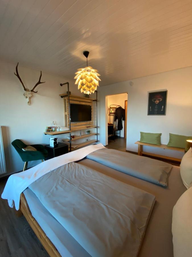 Doppelzimmer Mit Bad & Balkon Simmersfeld Exterior photo